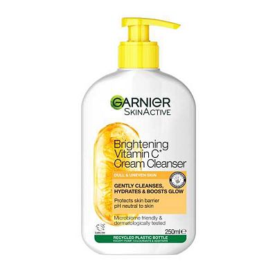 Garnier Skin Active  Vitamin C Brightening Foam Cleanser 250ml