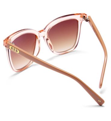 Dune 2201 image number 2