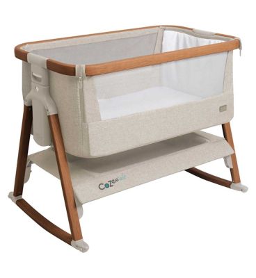 Tutti Bambini Cozee Air Bedside Crib Scandinavian Walnut/Ecru Boots
