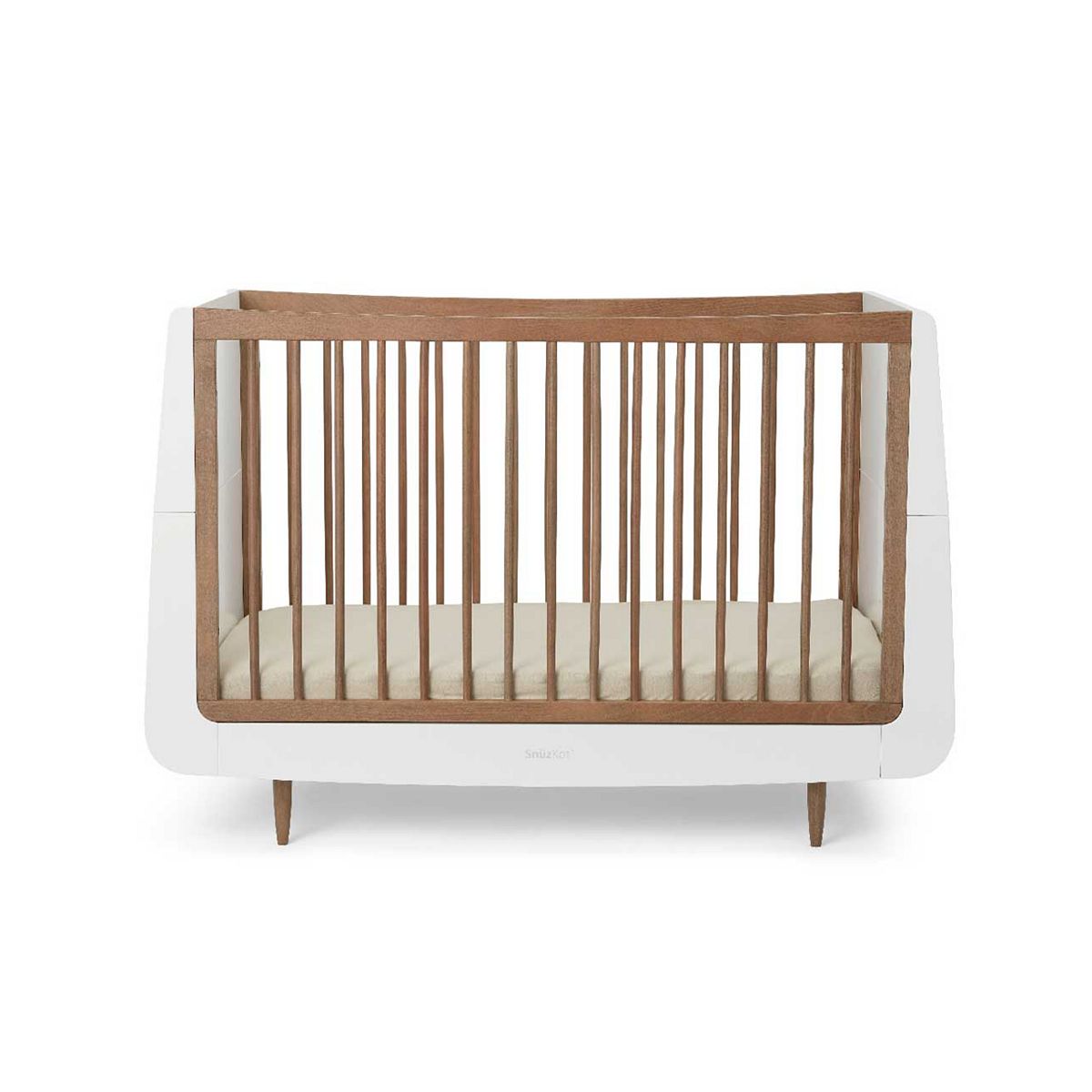 Snuz Kot Skandi Cot Bed - Walnut