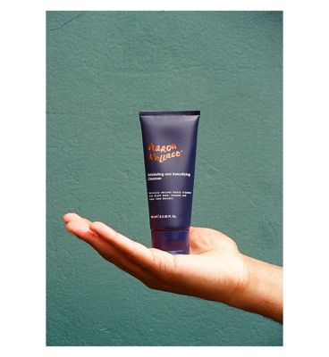 Aaron Wallace Exfoliating & Detoxifying Cleanser 100ml (3)