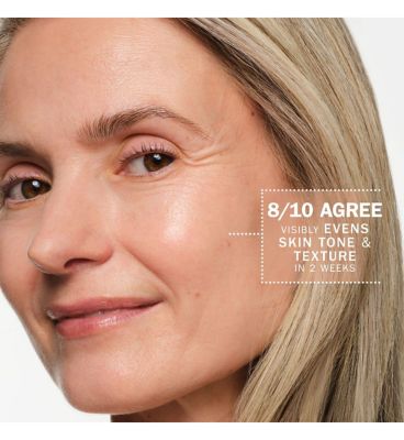 Olay Vitamin C Brighten & Glow 3in1 Moisturiser Face Fluid SPF50+ Hydrating Primer 50ml (3)