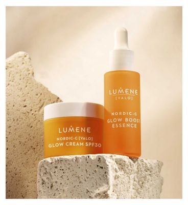 LUMENE Nordic-C Glow Boost Essence Serum with Vitamin C & Hyaluronic Acid 30ml (7)