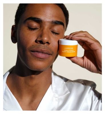 LUMENE Nordic-C Glow Moisturizer with Vitamin C and Hyaluronic Acid 50 ml (16)