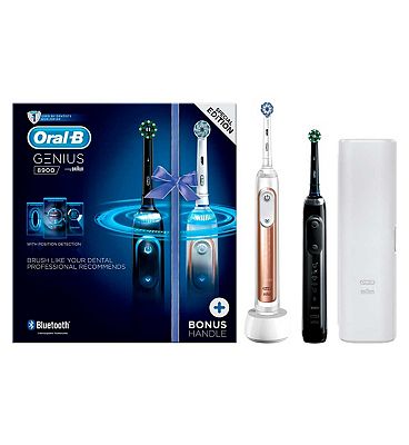 Oral-B Genius 8900 Electric Toothbrushes, Black and Rosegold, 2 Toothbrush Heads, 1 Travel Case