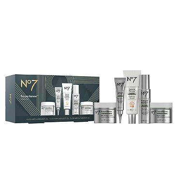 No7 Future Renew Collection 5 Piece Gift Set