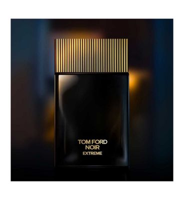 TOM FORD Noir Extreme All Over Body Spray 150ml (24)
