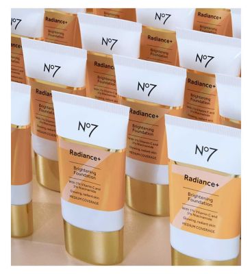 No7 Radiance+ Brightening Foundation 30ml (6)