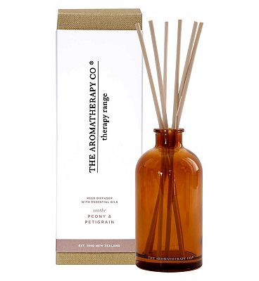 The Aromatherapy Co. Soothe Therapy Diffuser 250ml - Petigrain and Peony