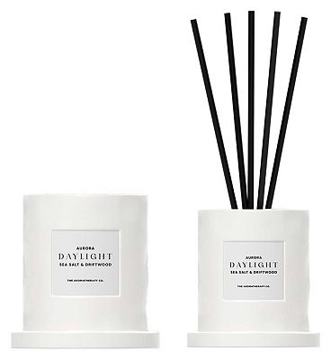 The Aromatherapy Co. Sea Salt and Driftwood Diffuser 150ml and Aurora Daylight Ceramic Candle 250g