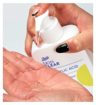 Boots Skin Clear with Salicylic Acid Foaming Face Wash 150ml (3)