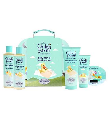 Childs Farm Baby Suitcase Gift, Bubble Bath (250ml), Shampoo & Body Wash (250ml), Moisturiser (200ml