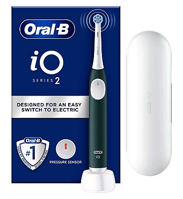 Oral-B iO2 Forest Green Electric Toothbrush + Travel Case