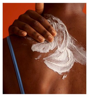 Frank Body Glycolic Body Scrub 250g (3)