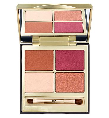 No7 Pro Artist Eyeshadow Palette Centre of Attention