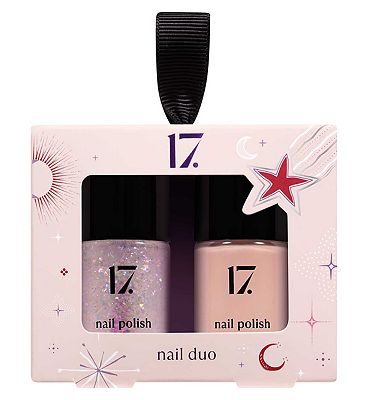 17. Nail Duo