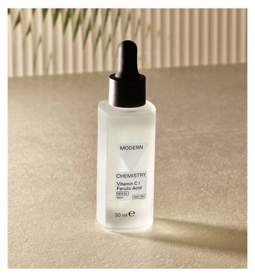 Boots Modern Chemistry Glow 10% Vitamin C Serum With Ferulic Acid 30ml (5)