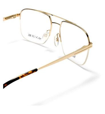 Signature Grisham image number 3