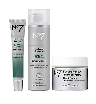 No7 Future Renew Night Regime Bundle