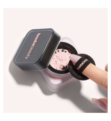Huda Beauty Baby Bake Mini Easy Bake Loose Baking & Setting Powder (6)