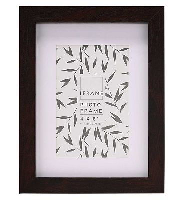 iFrame Dark Wood Finish Photo Frame With Mount 4x6 Inches