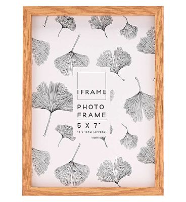 iFrame Light Wood Thin Edge Photo Frame 5x7 Inches