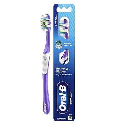 Oral-B Pro-Clean Manual Toothbrush  Removes Plaque & Fights Bad Breath  Medium Bristles, 1