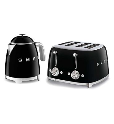 Smeg 50's Style Mini Kettle and 50's 4 by 4 Slice Toaster Black Set