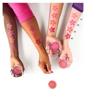 essence soft TOUCH BOUNCY BLUSH (7)