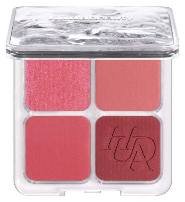 Huda Beauty Blush Filter Blurring Blushlighter Palette