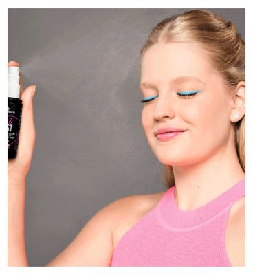 essence fix & LAST 18h LONG-LASTING MAKE-UP FIXING SPRAY 50ml (7)