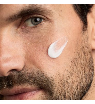 No7 Men Future Renew 24-Hour Moisturiser 50ml (4)