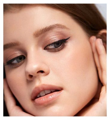 SHEGLAM Pro Precision Waterproof Liquid Eyeliner - Black 0.6ml (2)