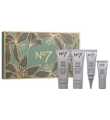 No7 Future Renew Collection Gift Set (2)