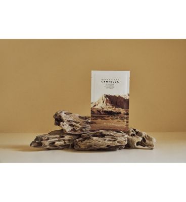 Skin1004 Madagascar Centella Watergel Sheet Ampoule Mask 25g 1s (34)