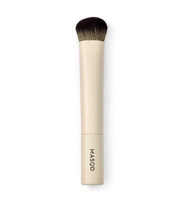 Click to view product details and reviews for Masqd Contour Brush.