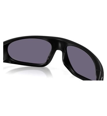 Oakley 0OO9528 image number 4